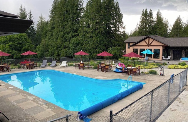 Mara Spring Lodges - Lodge 3