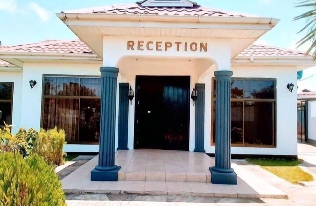 Marbella lodge