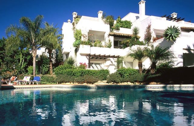 Marbella Luxury apartment 110m2, 300 meters from beach in Tropical Gardens