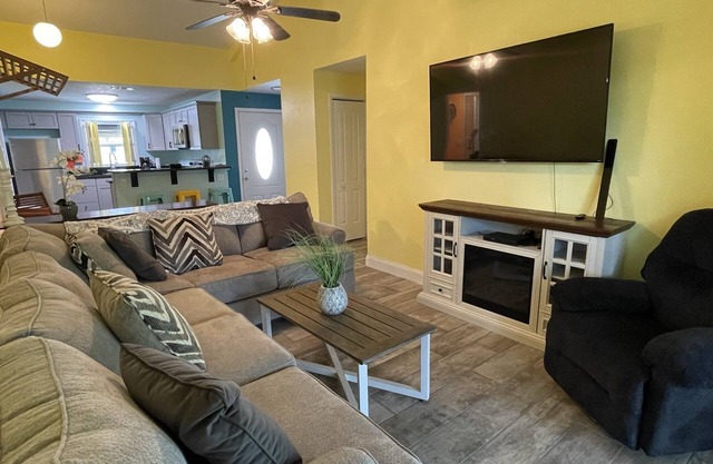 Margarita Melbourne Retreat