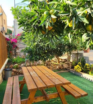 Maria's GuestHouse - Uphill View of Nazareth F