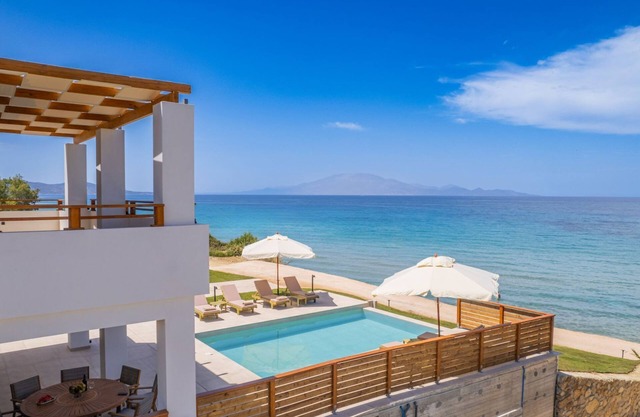 MariDion Beach Family House