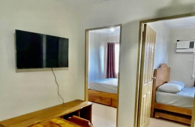 Marina Condo 2bedroom unit in Good Location.