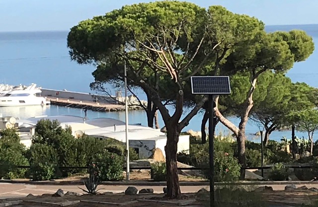 Marina De San Ambroggio: small house of very good standing facing the sea 150m from the beach