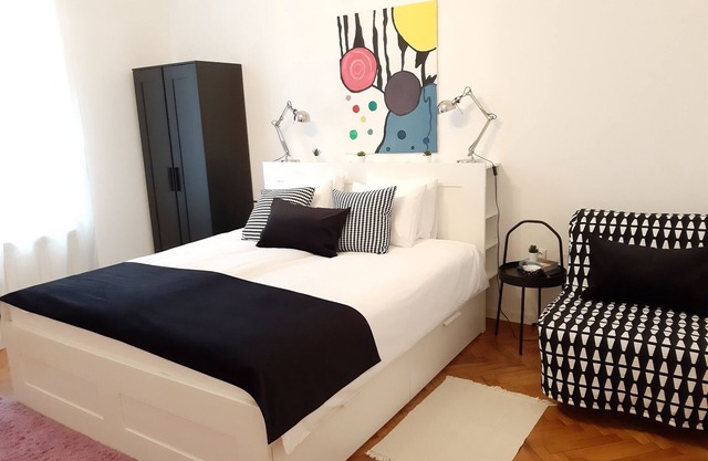 Marshal Urban Downtown apartment