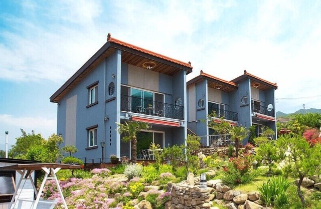 Maru Pension