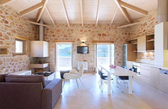 Mary's luxury apartment Plytra 1