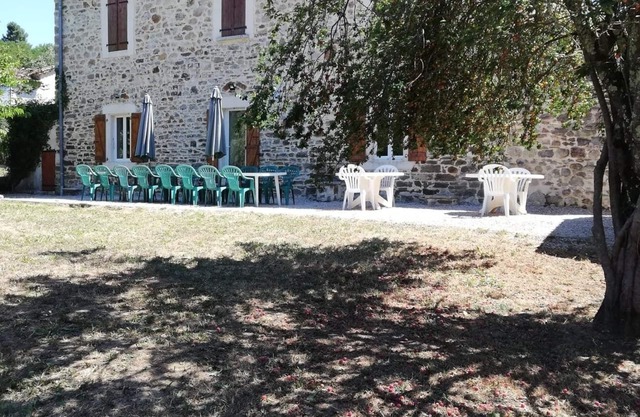 Mas de la châtaigneraie à gagnière gites rental near Vallon Pont d'Arc