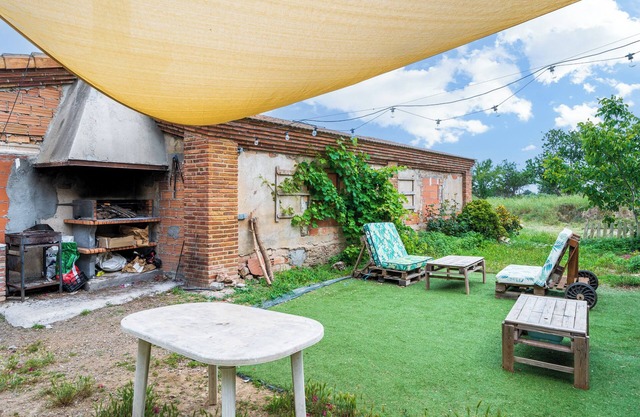 Mas Guineu, a family retreat in the heart of nature