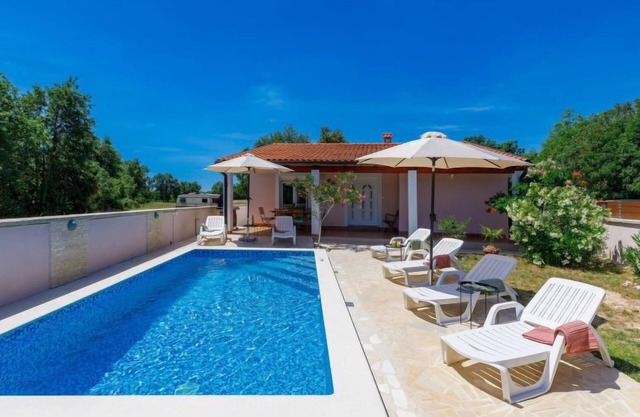 Maslina by Interhome