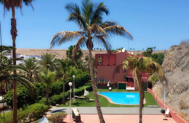 Maspalomas Pasito Blanco. PRIVATE POOL. Villa wonderful views in marina yachts.