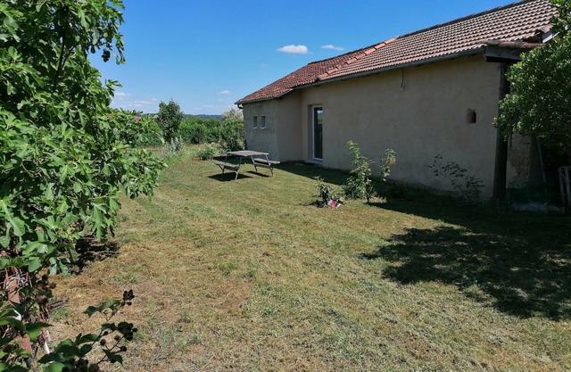 Masseube, sur Gers, cottage in former farm outbuilding