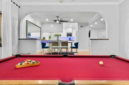 Massive 5BR Resort Style Retreat with Heated Pool