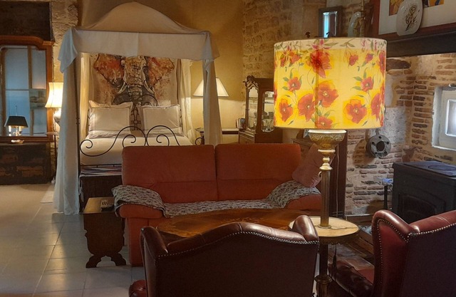 Master suite = 50 m2 - Air-conditioned - 2 bedrooms - near rocamadour-Padirac