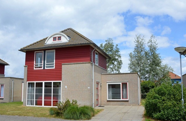 Maxime 207 - Kustpark Village Scaldia - Large detached holiday villa with spacious garden