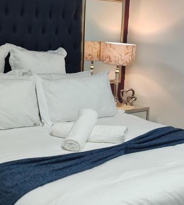 Mayaza Luxury Apartment