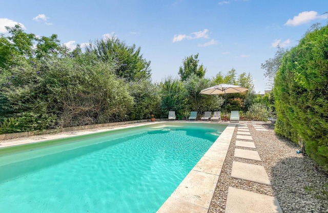 Mazet piscine proche Uzes