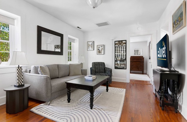 McKenzie Suite at The Mary Scott House