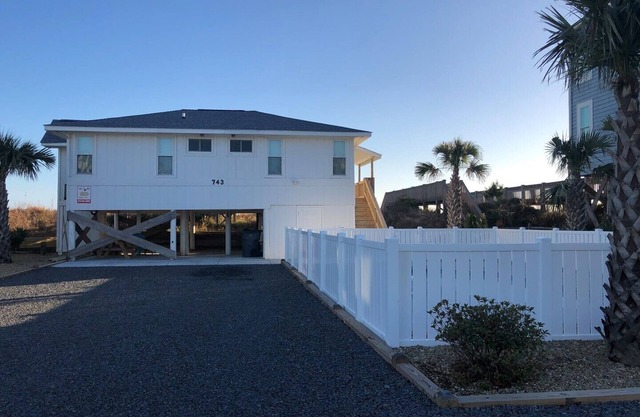 Meant To Be - Oceanfront with Pool!