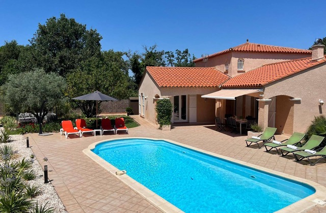 Mediterranean villa with private heated pool and boules court, sea and lake 12km away