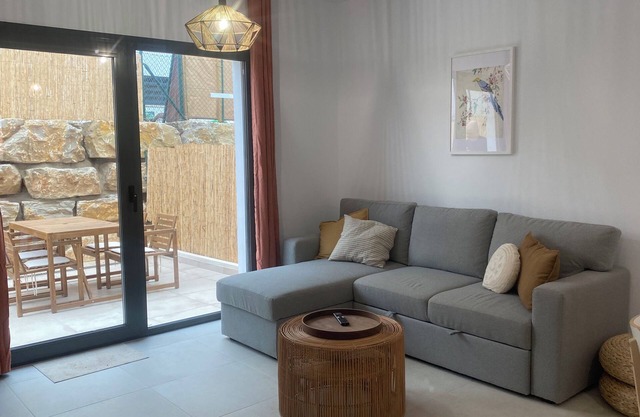 Mediterranean Breeze