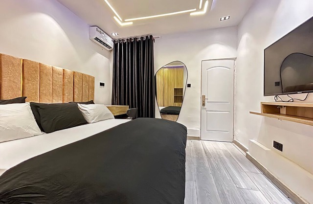 Meka Homes - Trendy 2 Bedroom Apartment in Abuja
