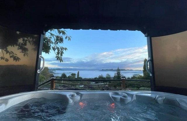 Mel's Retreat - Deluxe Family Room with Disability Access