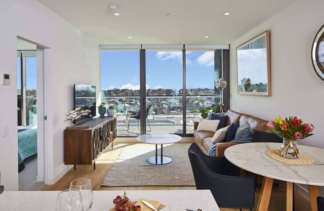 Melbourne Apt Resort Facilities Parking Optional