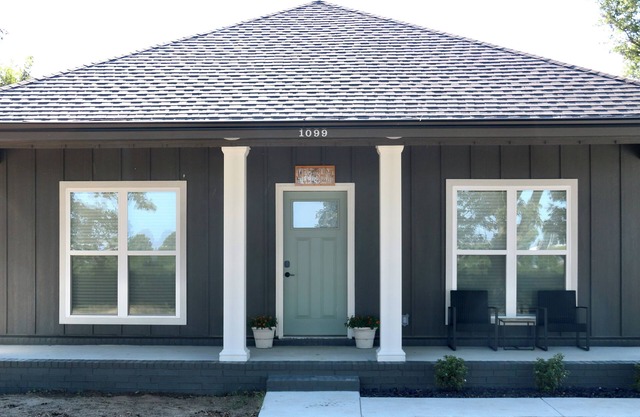 Melt Shop, Steel Bend Guest Houses: Melt Shop