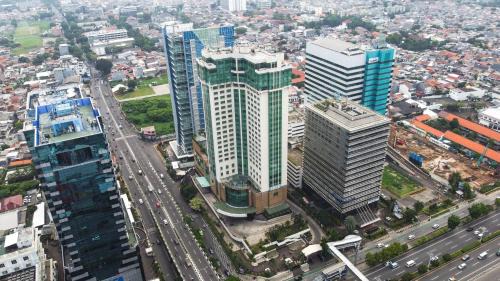 Menara Peninsula Hotel
