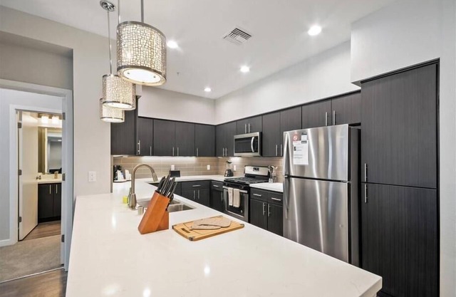 Menlo Park | Resort Style Amenities | nr Tech Companies