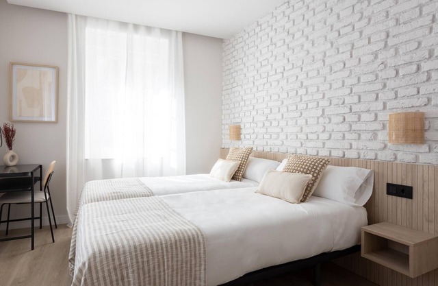 Meraki Suites (2 Rooms)