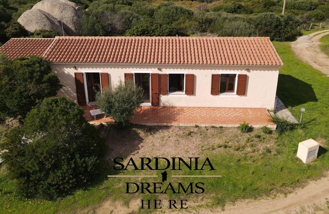 Meraviglia sea view villa in Vignola