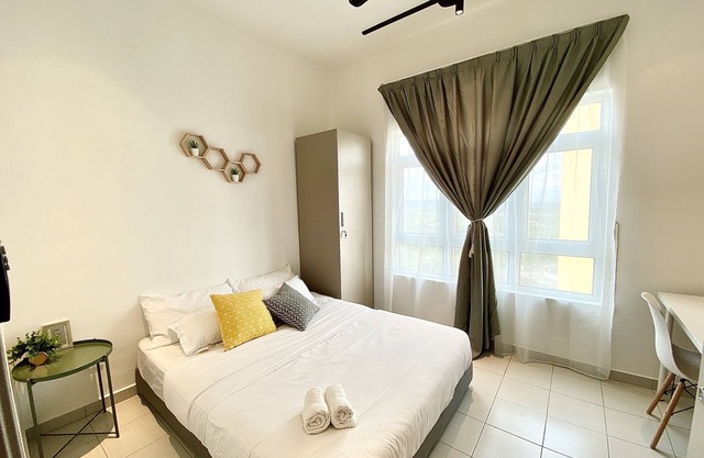 Mesahill Nilai cozy homestay beside mall ,near Airport KLIA & F1 Sepang [Wifi]