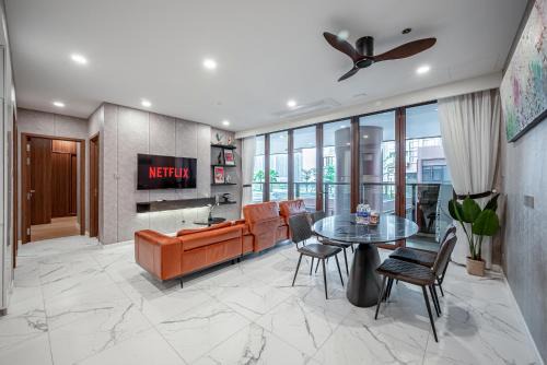 Metropole Condo City Central Sy's Home