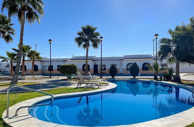 Mexican Ambience Townhome with Pool 31