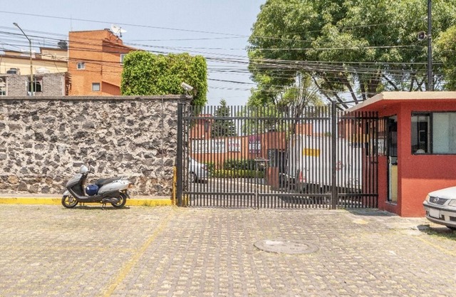 Mexico City Tlalpan six flags hospital area CIELITO LINDO