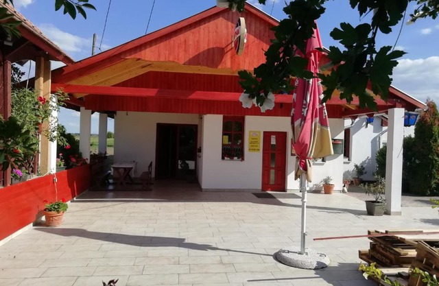 Micófogadó