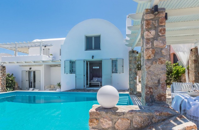 Michaela Residence by Fantasia Villas