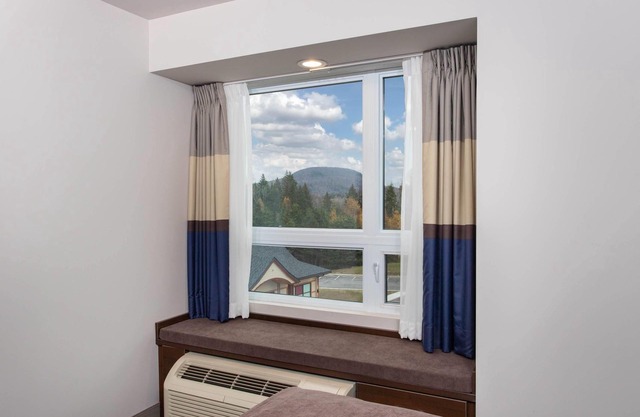 Microtel Inn and Suites by Wyndham Mont Tremblant