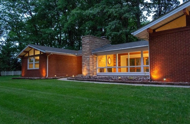 mid-century dream house so peaceful and quiet just a place to relax