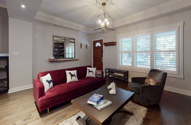 Mid Century Modern 3 BR in DT, TO