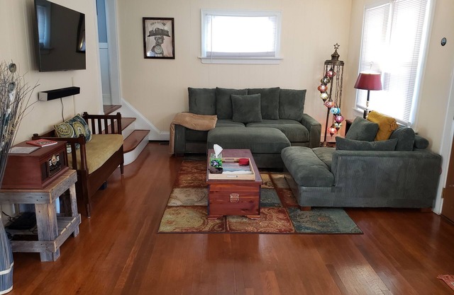 Mid to Long-Term Only - Clean, Quiet, Cozy & Fun