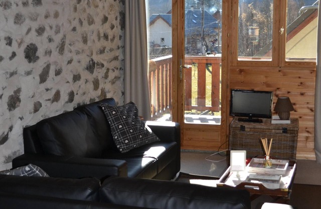 Middle Barn A cosy two bedroomed gite at Ferme Noemie in Bourg d'Oisans.