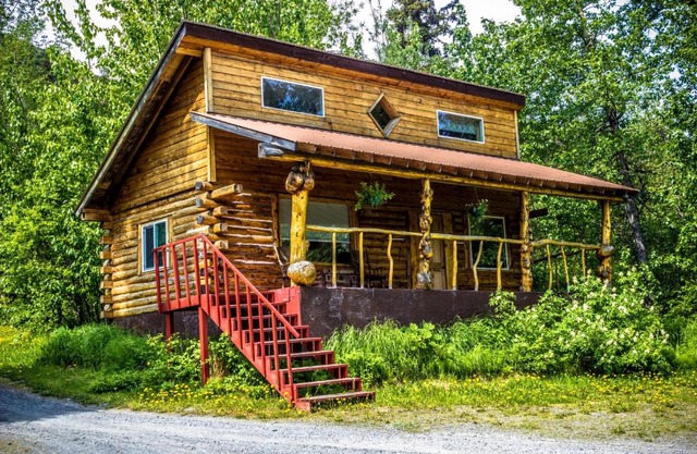 Midnight Sun Log Cabins