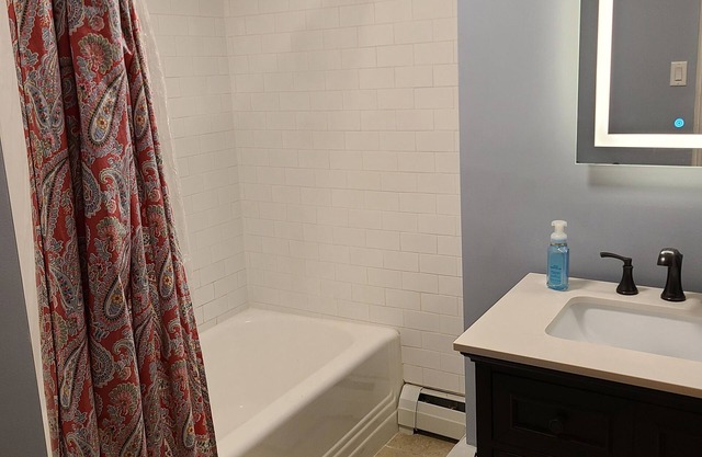 Midway between Saratoga Springs and Lake George