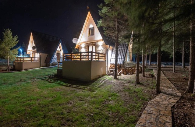 Mila house Tara