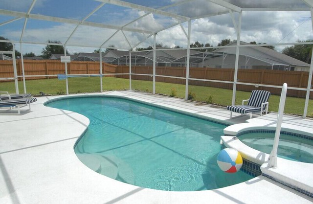Military Owned and Operated Free Pool and Spa Heat 8 miles to Disney