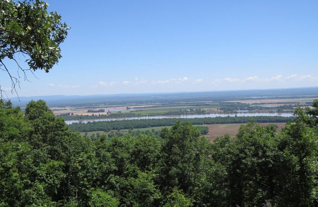 Million Dollar View overlooking Arkansas River- NOW WITH WIFI