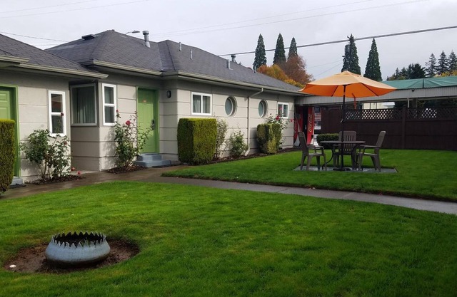 Milwaukie Inn Portland South